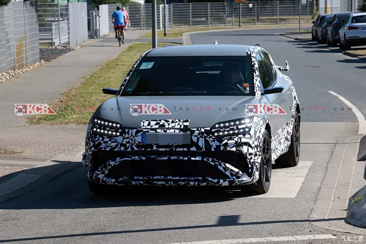 动力或超700马力 大尺寸后扰流板 捷尼赛思GV60 Magma低伪谍照