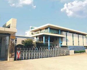 如何分析车载显示屏量子点膜的技术替代风险？风险大小怎样与色域标准演进相关？