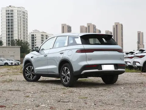 26款比亚迪宋Pro DM-i长续航版即将上市！纯电续航将增加至200公里