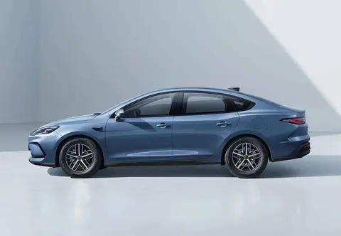 海豹05DM-i上市，续航拉满还省油